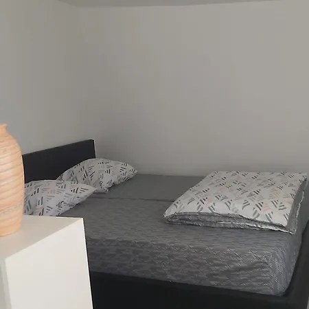 Apartment Le Bungalow Mantais Mantes-la-Ville